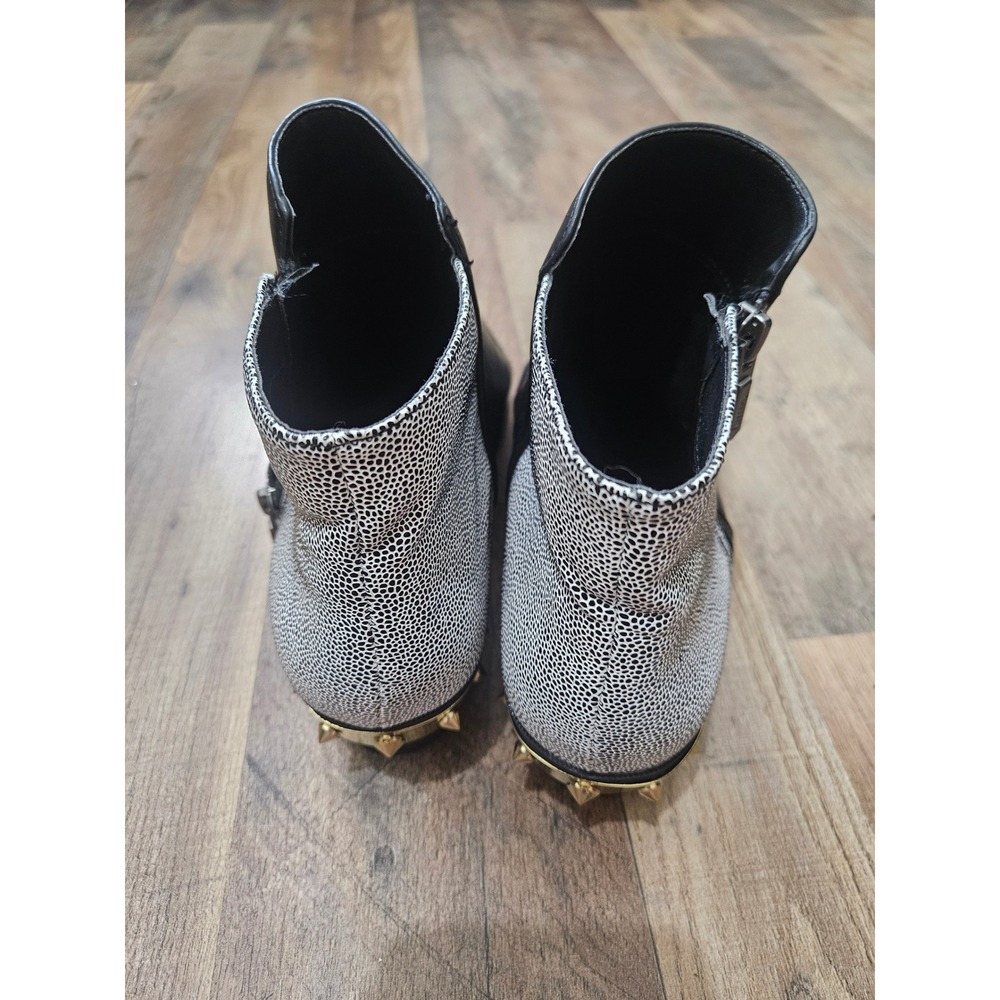 Circus by Sam Edelman Highland Black White Spotted Studded Ankle‎ Boots 10M - Picture 3 of 9
